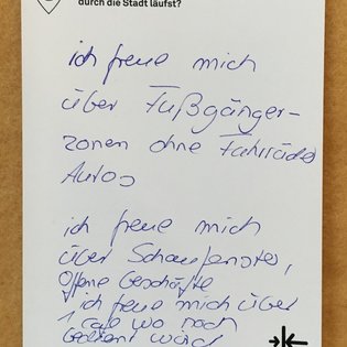 Postkarte mit Ideen von Besucher:innen des Bauwagens im Rahmen des Projekts SPIEL:RAUM der KulturRegion Stuttgart 2021-2022