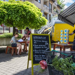 Der Bauwagen in Filderstadt im Rahmen des Projekts SPIEL:RAUM der KulturRegion Stuttgart 2021-2022