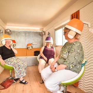 »Geschichten unter der Haube« 2019: Der Pop-up-Salon in Schorndorf