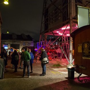 Abschlussfest des Festivals "Unter Beobachtung" im Stuttgarter Kunstverein Wagenhalle