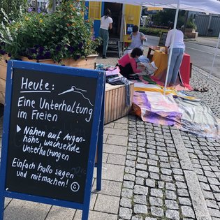 „Eine Unterhaltung im Freien“ in Nürtingen im Rahmen des Projekts SPIEL:RAUM der KulturRegion Stuttgart 2021-2022