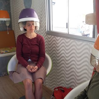 »Geschichten unter der Haube« 2019: Der Pop-up-Salon in Leonberg