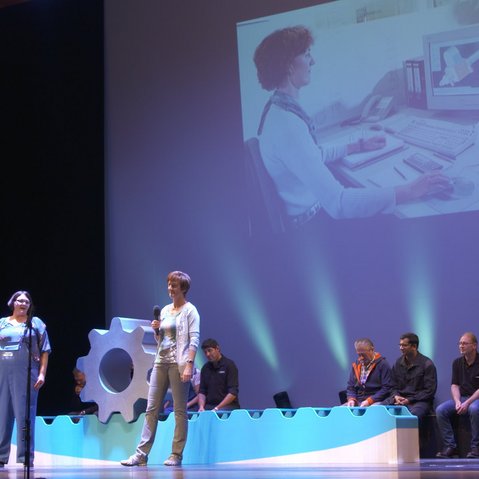 Aufführung »ARCHE ATLANTA« von Pia Lanzinger beim Festival "Drehmoment" der KulturRegion Stuttgart 2018