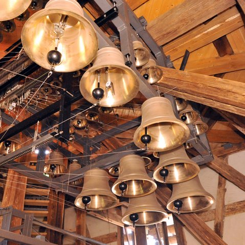 Blick von unten in das Carillon
