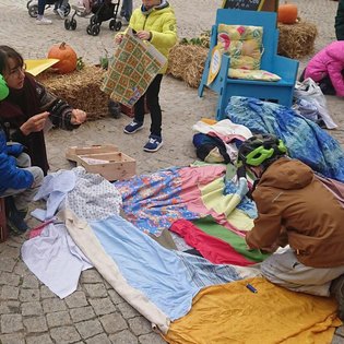 „Eine Unterhaltung im Freien“ in Vaihingen an der Enz im Rahmen des Projekts SPIEL:RAUM der KulturRegion Stuttgart 2021-2022