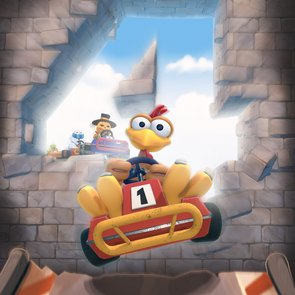 Ein animiertes Huhn in einem roten Go-Kart mit der Startnummer 1 springt dynamisch durch eine große Lücke in einer Burgmauer aus Stein. Im Hintergrund sind weitere Figuren in Karts zu sehen, darunter ein Kürbis mit Hut und ein Schneemann. Der Himmel ist blau mit weißen Wolken. Unten im Bild sind die Logos von PS5, PS4, Nintendo Switch und Steam abgebildet. Es handelt sich um eine Szene aus dem Videospiel „Moorhuhn Kart 4“.