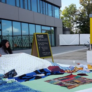 „Eine Unterhaltung im Freien“ in Remseck am Neckar im Rahmen des Projekts SPIEL:RAUM der KulturRegion Stuttgart 2021-2022