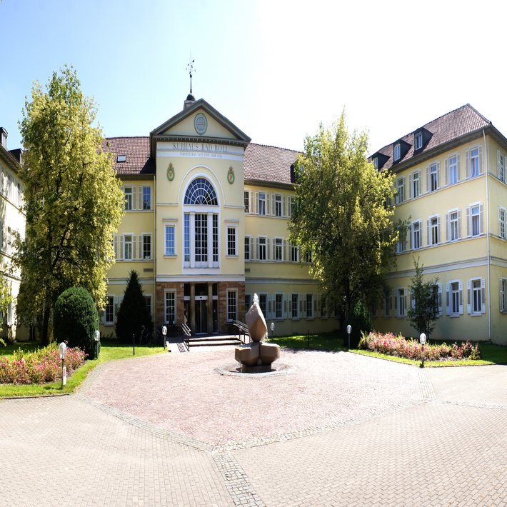 Blick vom Hof aus auf das Kurhaus