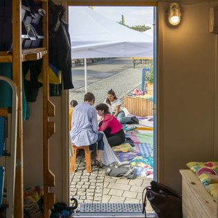 „Eine Unterhaltung im Freien“ in Nürtingen im Rahmen des Projekts SPIEL:RAUM der KulturRegion Stuttgart 2021-2022