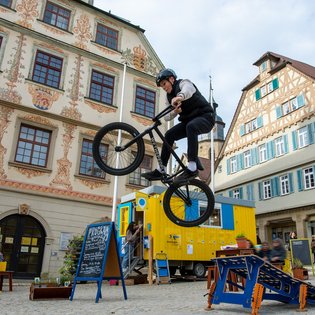 Der Bauwagen in Vaihingen an der Enz im Rahmen des Projekts SPIEL:RAUM der KulturRegion Stuttgart 2021-2022