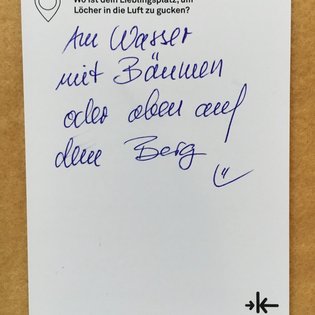 Postkarte mit Ideen von Besucher:innen des Bauwagens im Rahmen des Projekts SPIEL:RAUM der KulturRegion Stuttgart 2021-2022