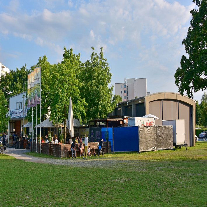 Aussenansicht Alte TÜV-Halle
