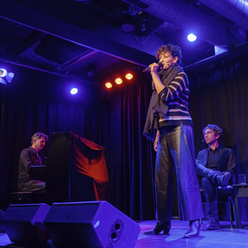 Sandra Kreisler singt