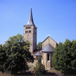 Aussenansicht der Kirche.