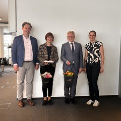 Vorsitzender der KulturRegion und OB Dr. Matthias Knecht, Regionalrätin Frau Kraus Prause, OB Michael Makurath, Geschäftsführerin der KulturRegion Bettina Pau