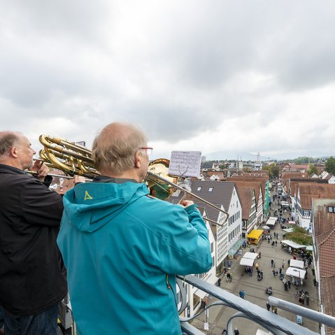 "Unter Teck Über Deck. Erbauliche Turmmusicke für mindestens 4 Himmel- & Bimmelrichtungen" von Renald Deppe beim Festival „Unter Beobachtung“ der KulturRegion Stuttgart 2020