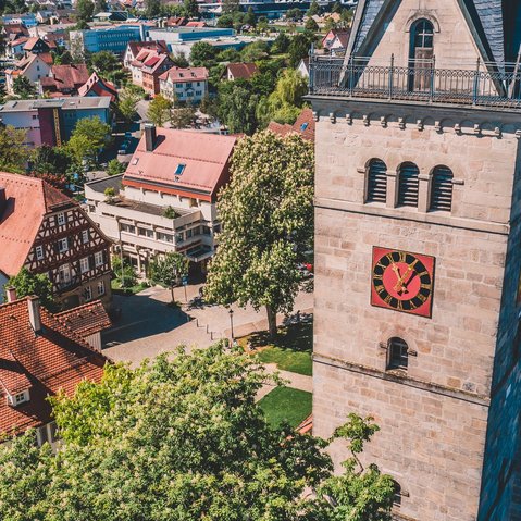 Blick auf den Kirchturm