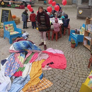 „Eine Unterhaltung im Freien“ in Vaihingen an der Enz im Rahmen des Projekts SPIEL:RAUM der KulturRegion Stuttgart 2021-2022