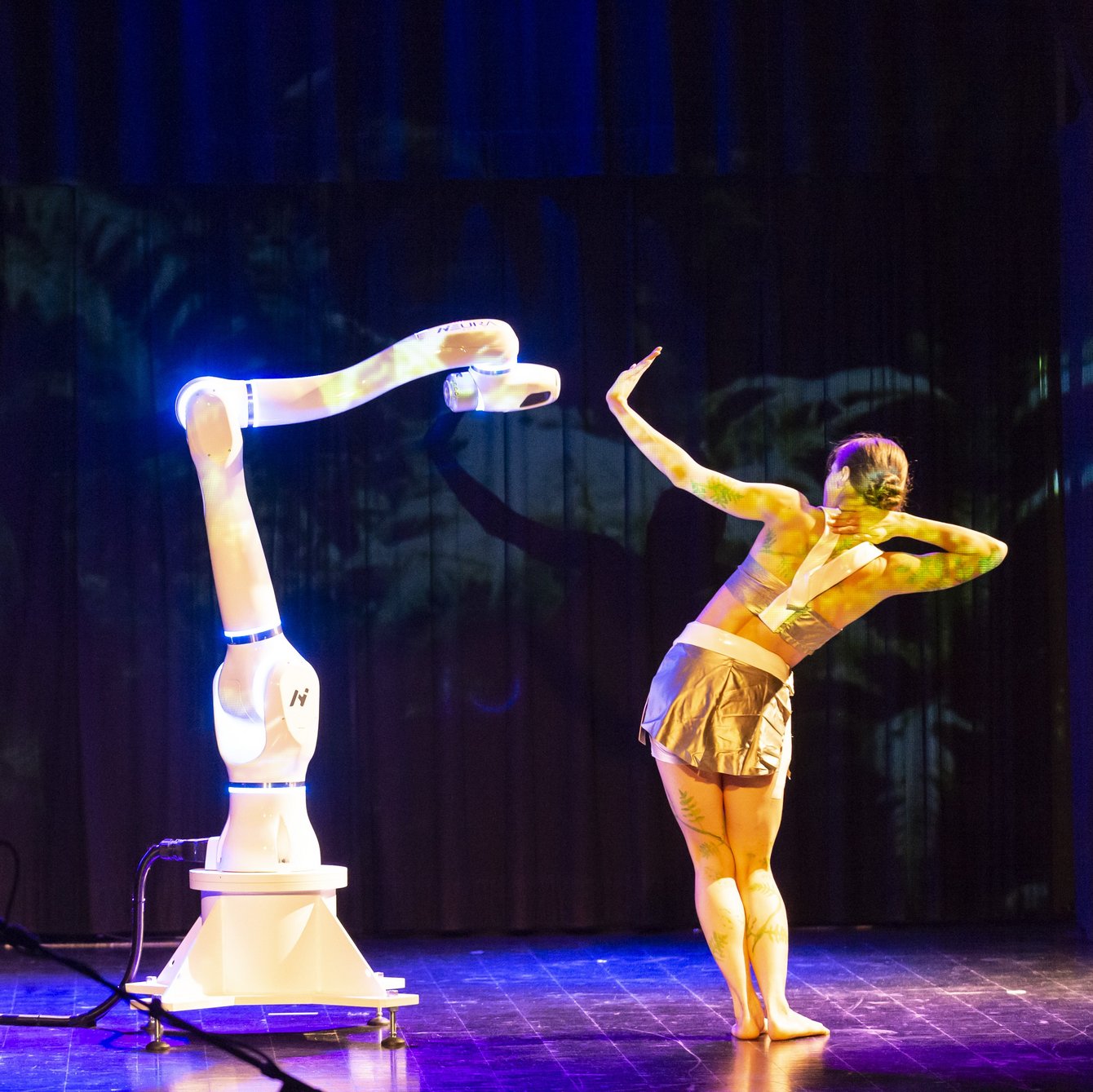 Kunstprojekt "Human Design" von DieTanzKompanie beim Festival ÜBER:MORGEN der KulturRegion Stuttgart