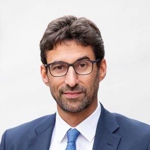 Portrait von stellvertretendem Vorsitzenden Matthias Klopfer, Oberbürgermeister in Esslingen