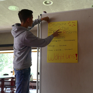 Workshop mit Jakob Nacken in Waldenbuch im Rahmen des Projekts #sprichklartext der KulturRegion Stuttgart 2017