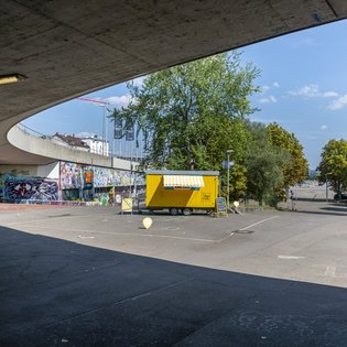 Der Bauwagen in Stuttgart im Rahmen des Projekts SPIEL:RAUM der KulturRegion Stuttgart 2021-2022