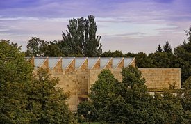 Aussenansicht Kleinhues-Bau