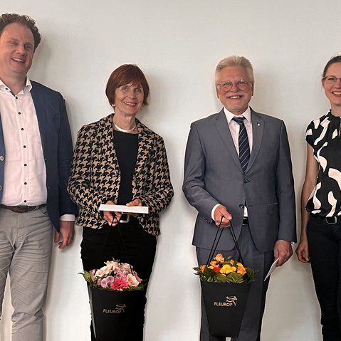 Bild v. l. n. r.: Dr. Matthias Knecht, Vorsitzender der KulturRegion und Oberbürgermeister Ludwigsburg, Dorothee Kraus-Prause, Kommunalpolitikerin und Regionalrätin, Michael Makurath, Oberbürgermeister Ditzingen, Bettina Pau, Geschäftsführerin der KulturRegion.