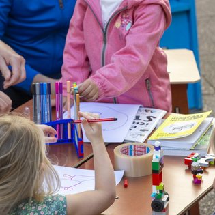 Der Bauwagen in Esslingen am Neckar im Rahmen des Projekts SPIEL:RAUM der KulturRegion Stuttgart 2021-2022