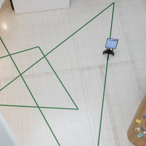 Kunstprojekt "Line Follower" von Sebastian Schmieg beim Festival "Drehmoment" der KulturRegion Stuttgart 2018