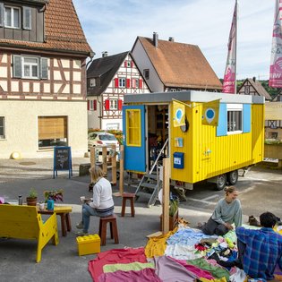 Der Bauwagen in Waldenbuch im Rahmen des Projekts SPIEL:RAUM der KulturRegion Stuttgart 2021-2022