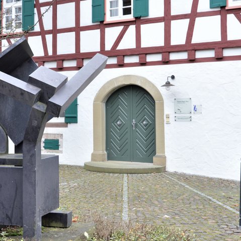 Blick auf das Christian Wagner Haus und den Eingang