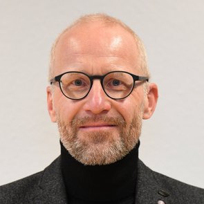 Portrait von Vorstandsmitglied Jens Theobaldt, Bürgermeister in Filderstadt