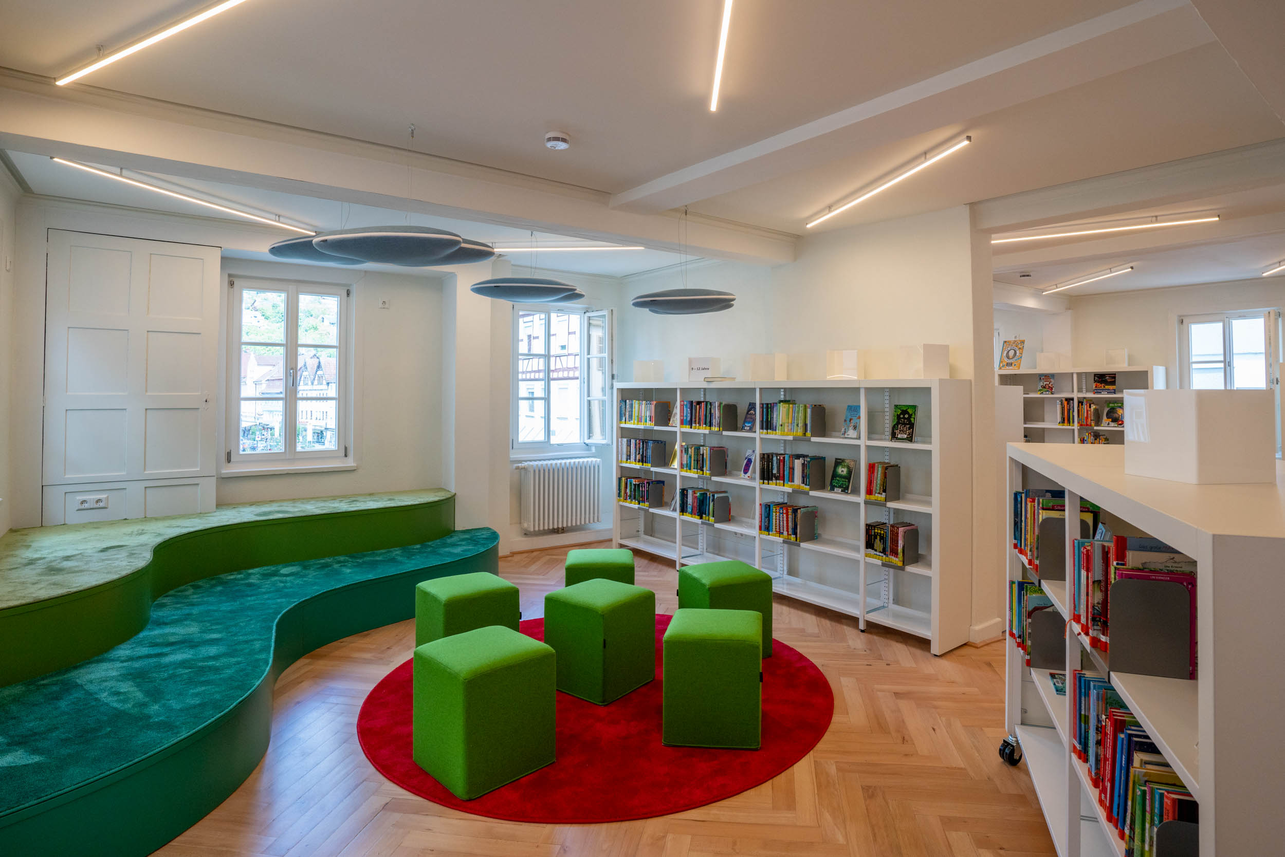 Blick in die Kinderleseecke der Bücherei